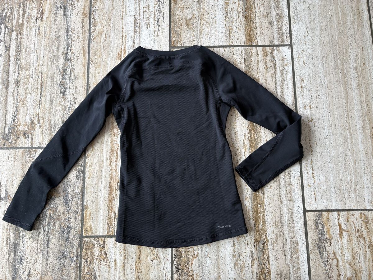Puma Lotti & Set di vestiti: Sportset Puma/Adidas Grösse 128 – Usato da Nürensdorf venduto da Yellowstone09 5