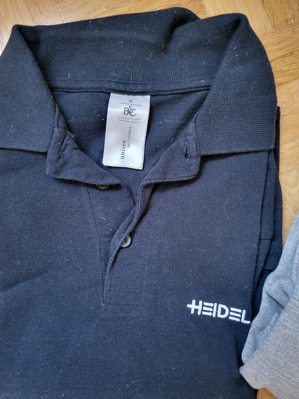 Polo-Shirts: 2 Poloshirts  -  Werbegeschenke – Neu (gemäss Beschreibung) aus stäfa von brandy66 1