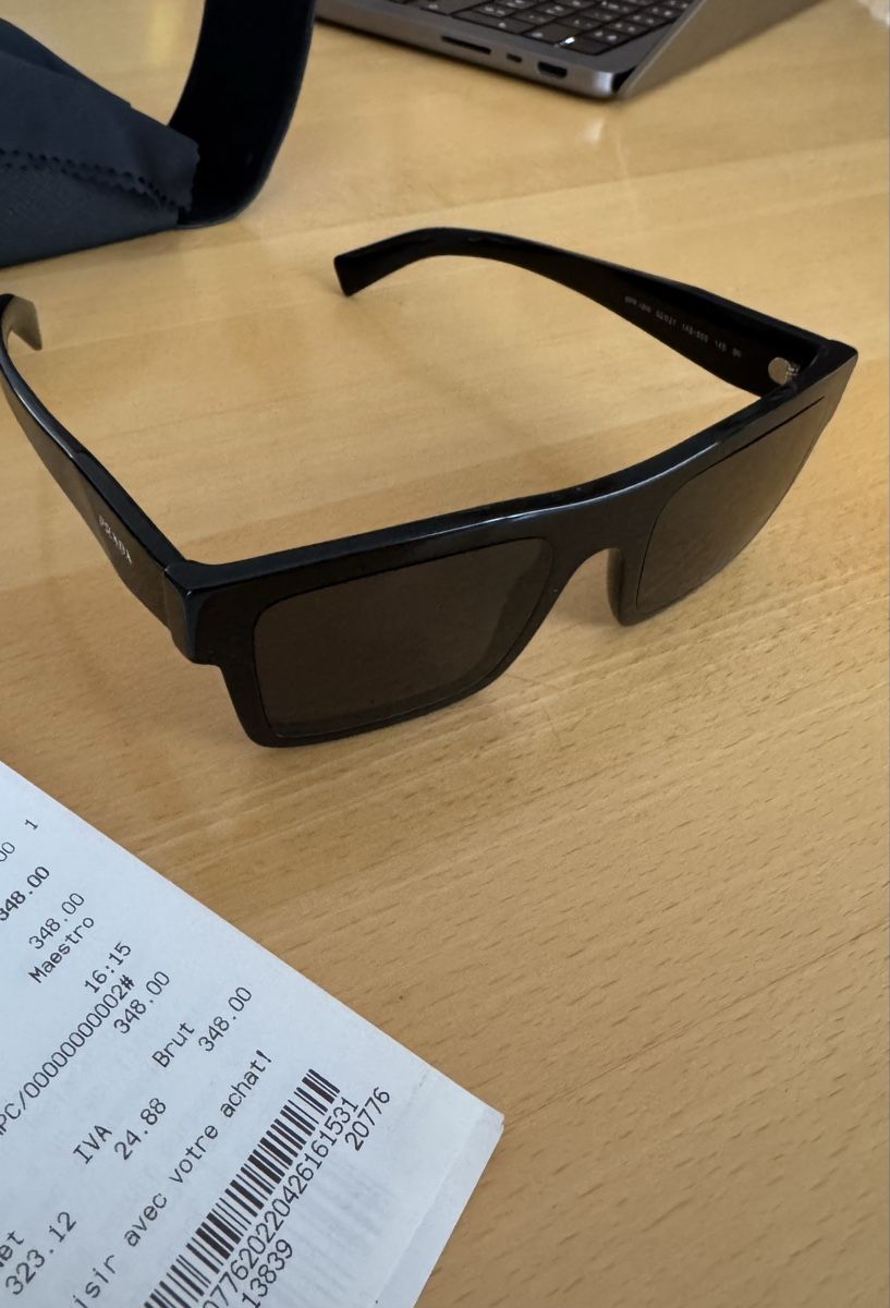 Prada Brillen & Gläser: Lunettes de soleil Prada authentiques – Gebraucht aus Bussigny von tim_n26v 2