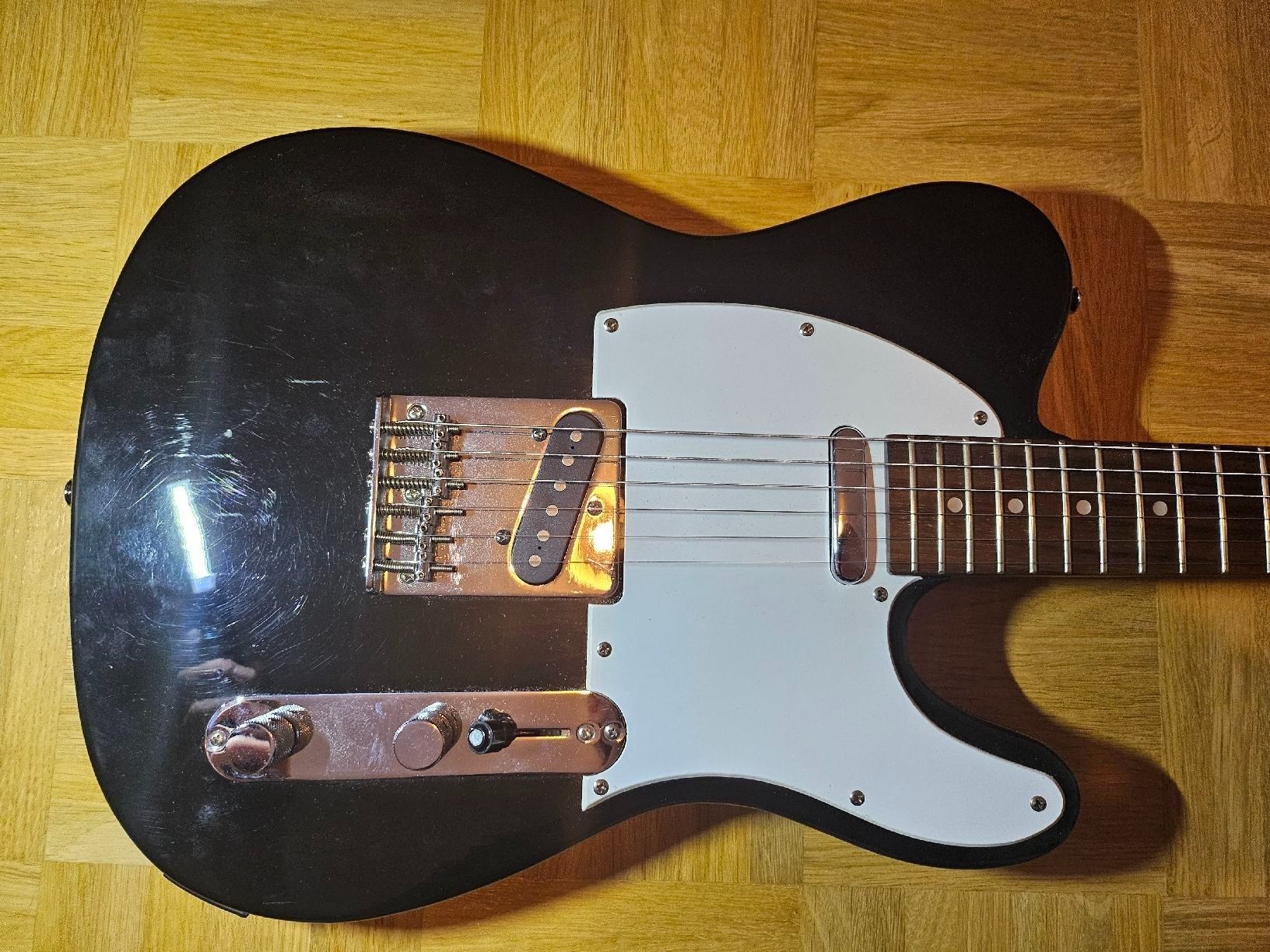 Harley Benton Instruments de musique: E-Gitarre Harley Benton Telecaster – D'occasion à Ebikon par Kairos16 2