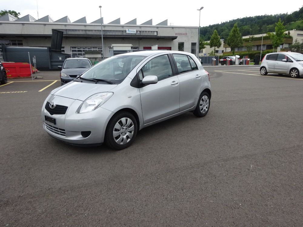 Toyota Yaris 1.3 Ab MFK