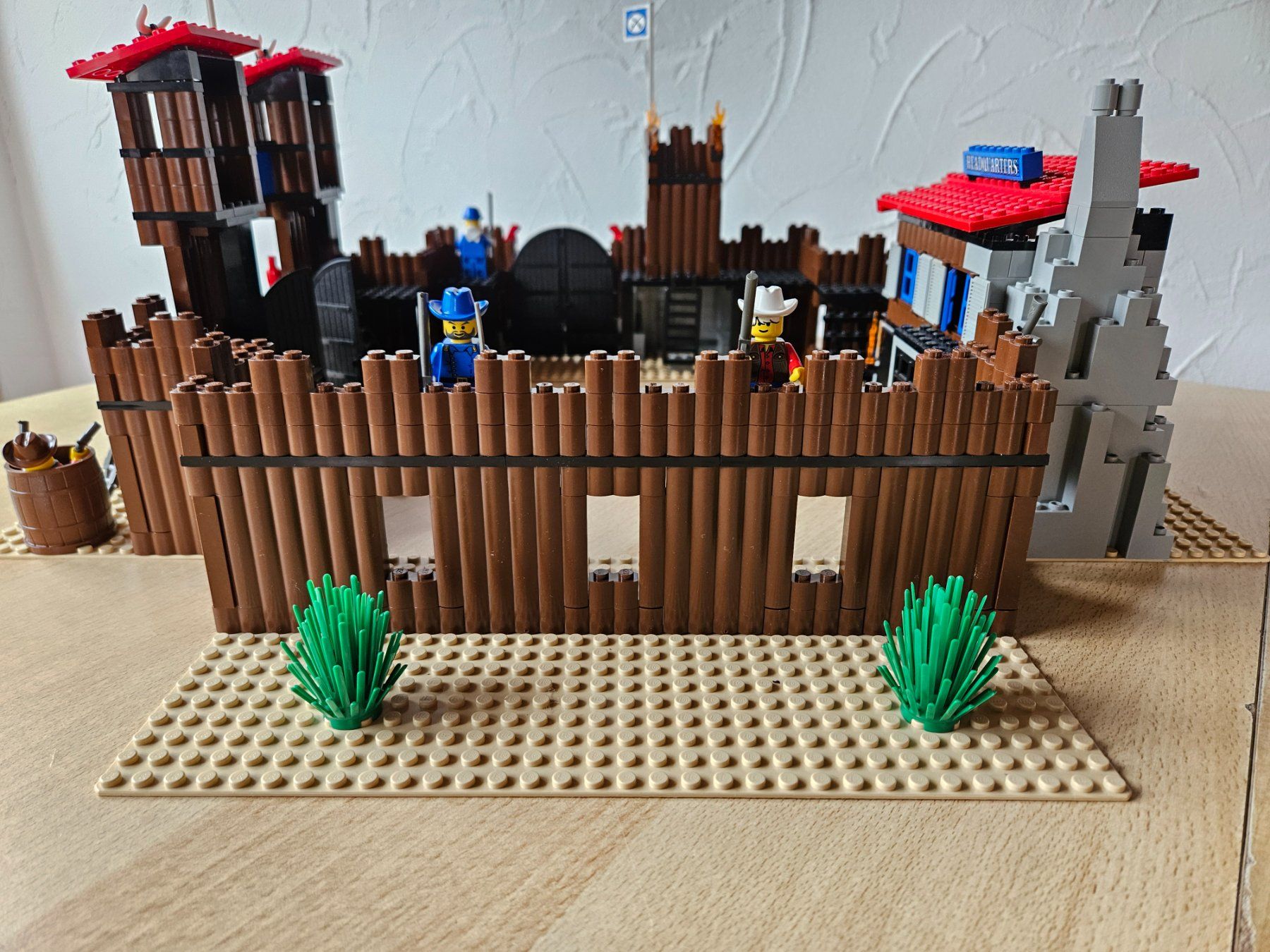 Lego Spielzeuge: Lego Fort Legoredo 6769 – Gebraucht aus Kirchenthurnen von Scratchy02 1