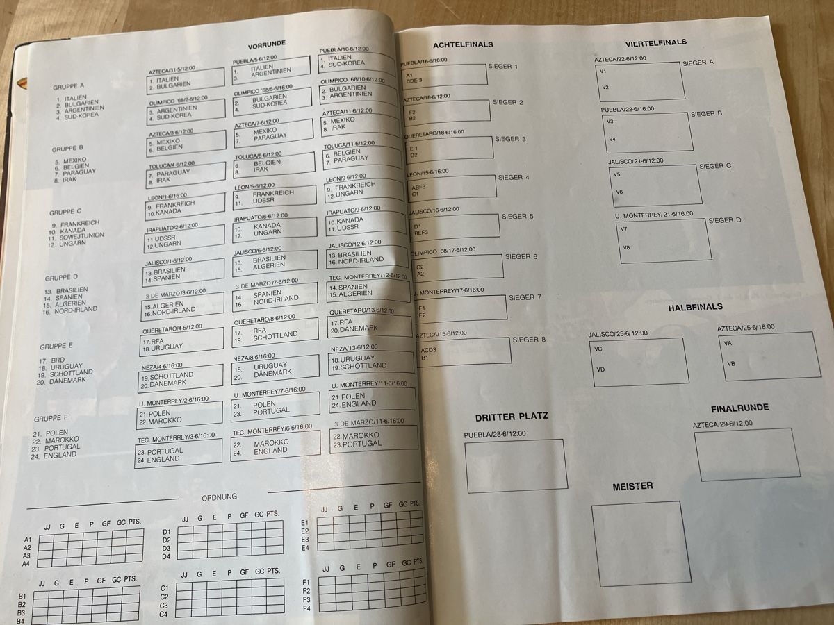 Revues & Magazines: FIFA WM México 86 Revue – D'occasion à Glarus par Jhuber78 3
