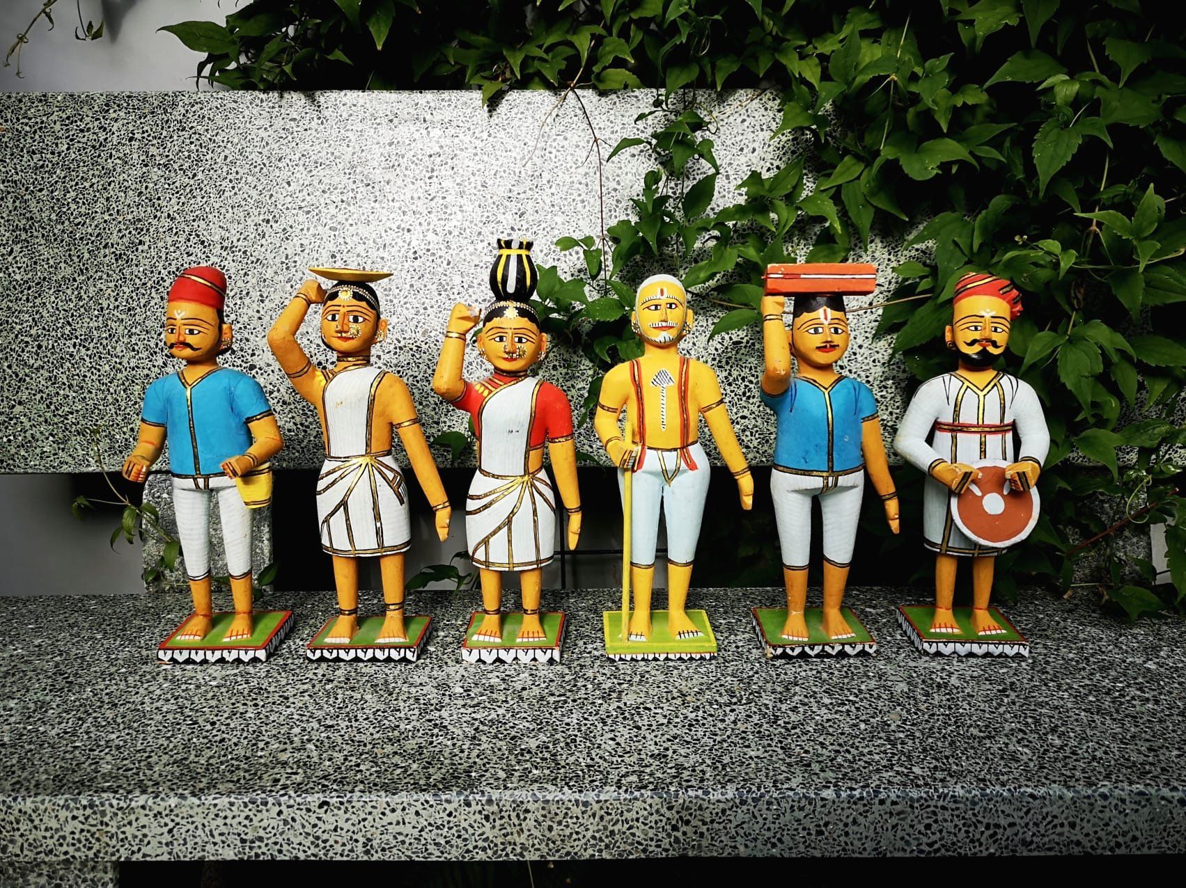 Figurines: Indische Holzfiguren – D'occasion à Port par Ufred 5