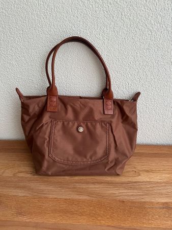 Kleine, braune Handtasche aus Canvas von Marc O'Polo