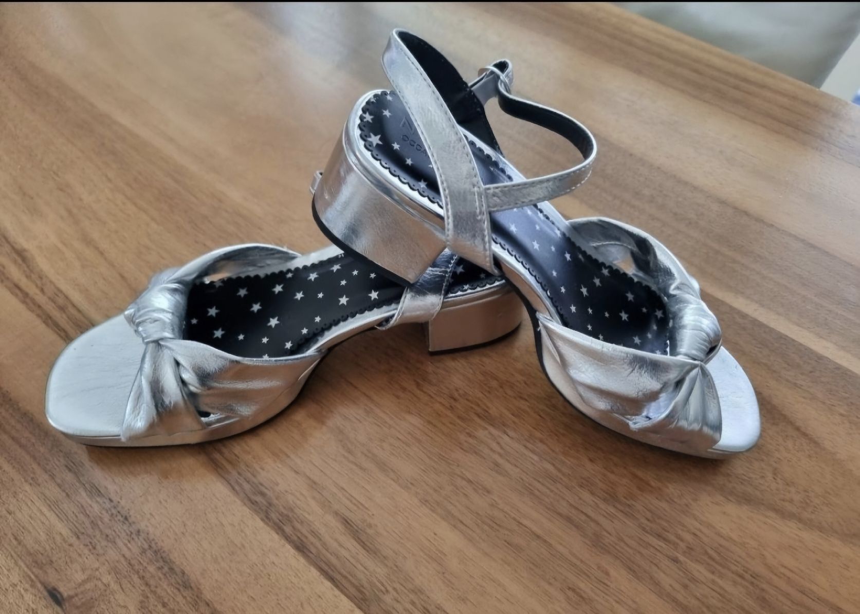 Next Scarpe per ragazze: Mädchen Festliche Schuhe Next Gr.37 – Usato da St. Gallen venduto da CAPYCORP 2