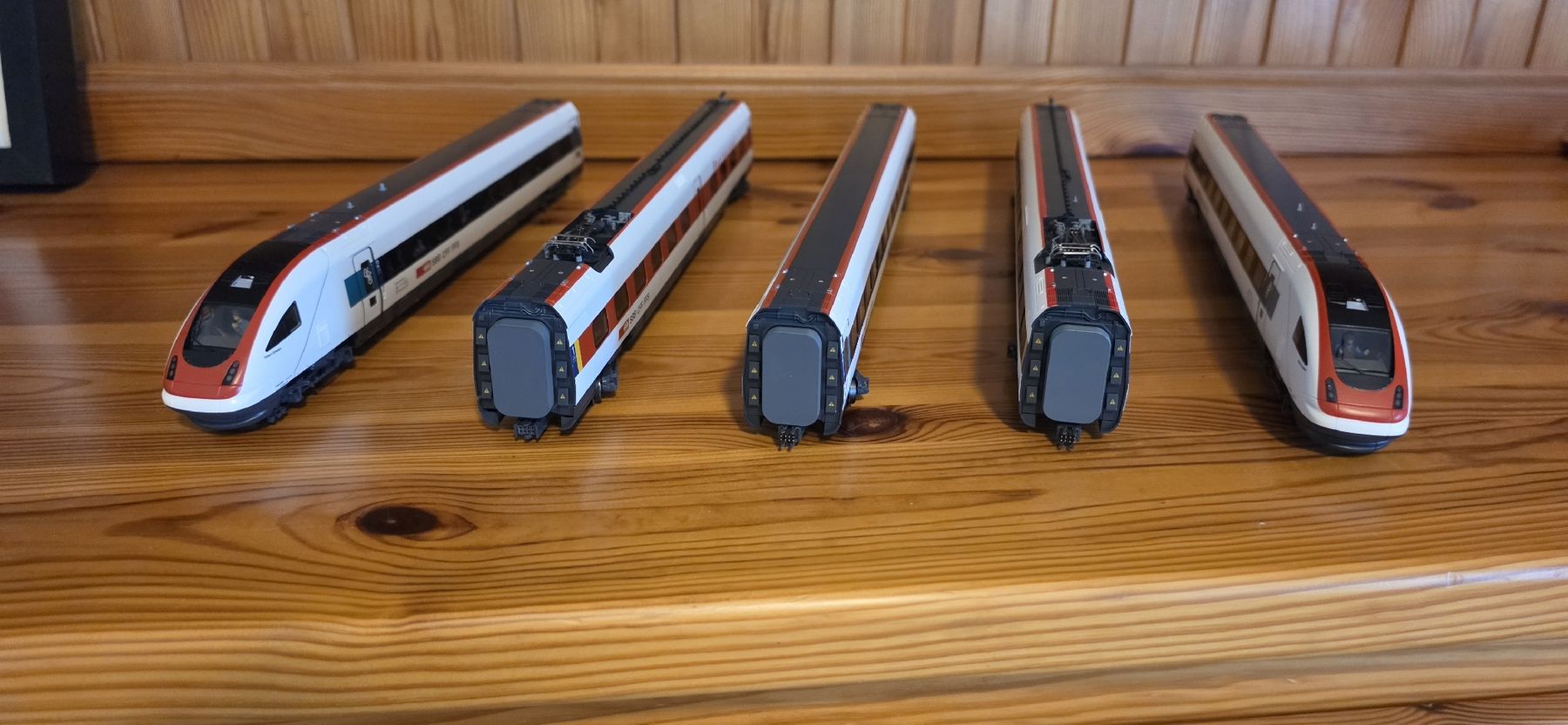 Roco Modelleisenbahnen: Roco ICN SBB Rabde 500 – Neu (gemäss Beschreibung) aus Bettlach von United83 4