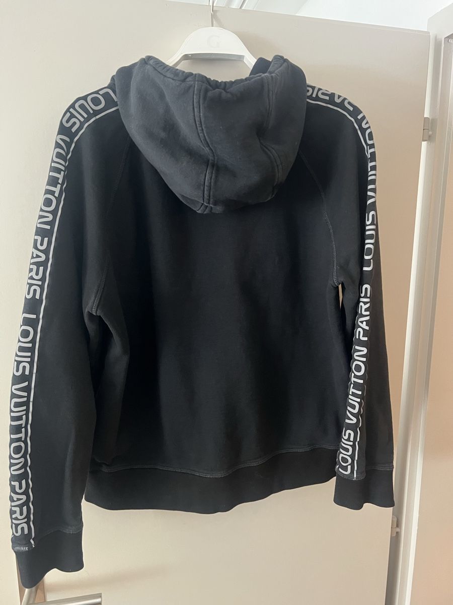 Maglioni & Felpe: Louis Vuitton Hoodie XL – Usato da Aarburg venduto da Annemarie16 3