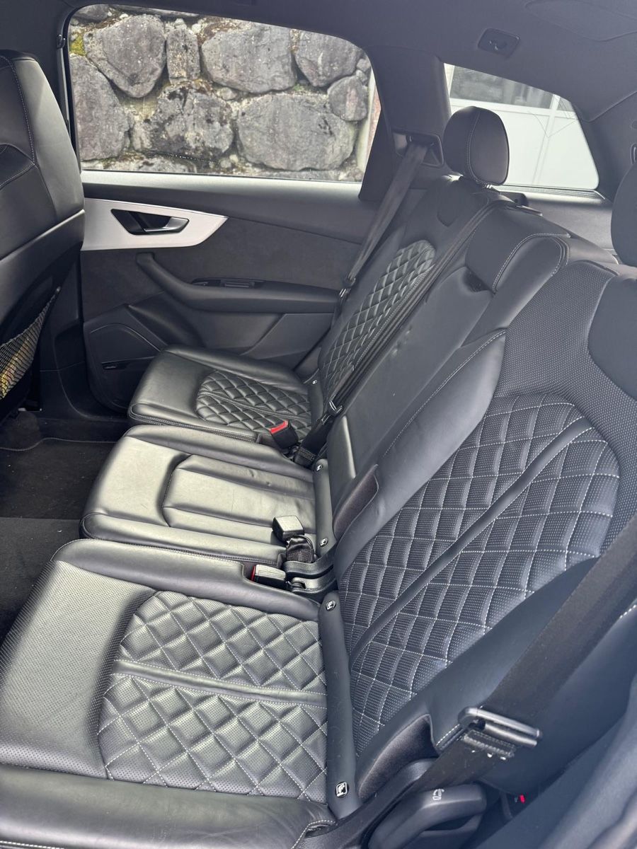 Audi Automobili: TOP Audi SQ7 TDI 7 Plätzer – Usato da Ennetbürgen venduto da boixosnois 5