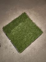Runnen IKEA Bodenplatten / Kunstrasen