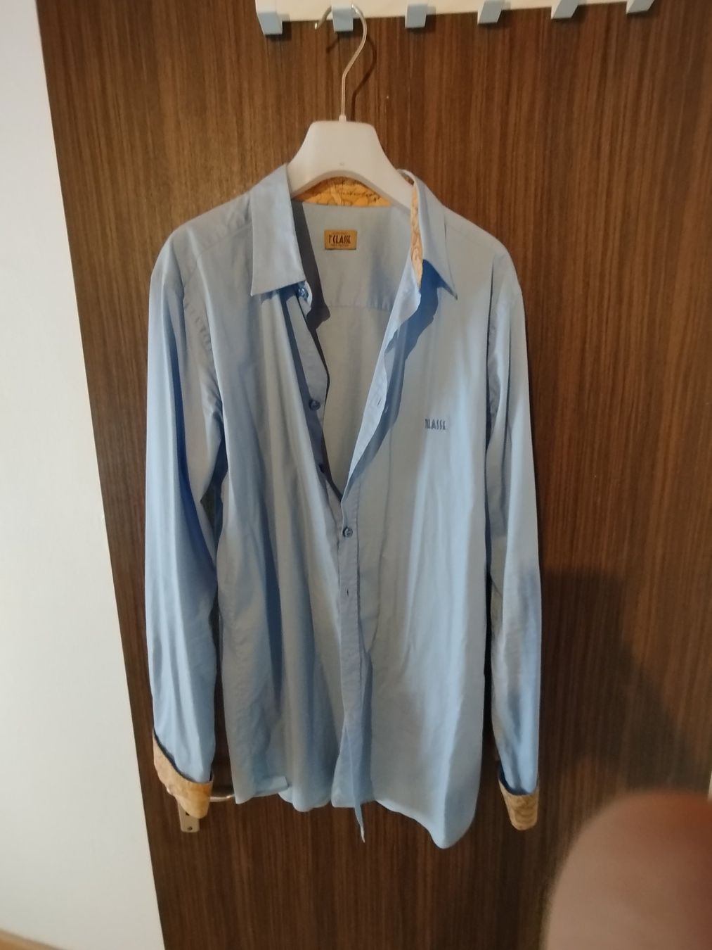 Camicie: Camicia uomo Alviero Martini 1a Classe celeste cotone M – Usato da St. Gallen venduto da bar_z5zd