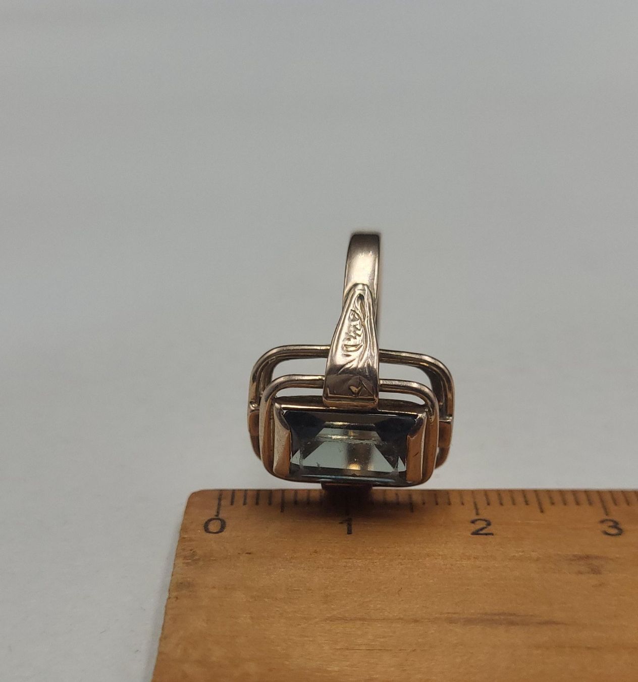 Bagues: Gold Ring Mit Stein – D'occasion à Wald ZH par Dasilver 6