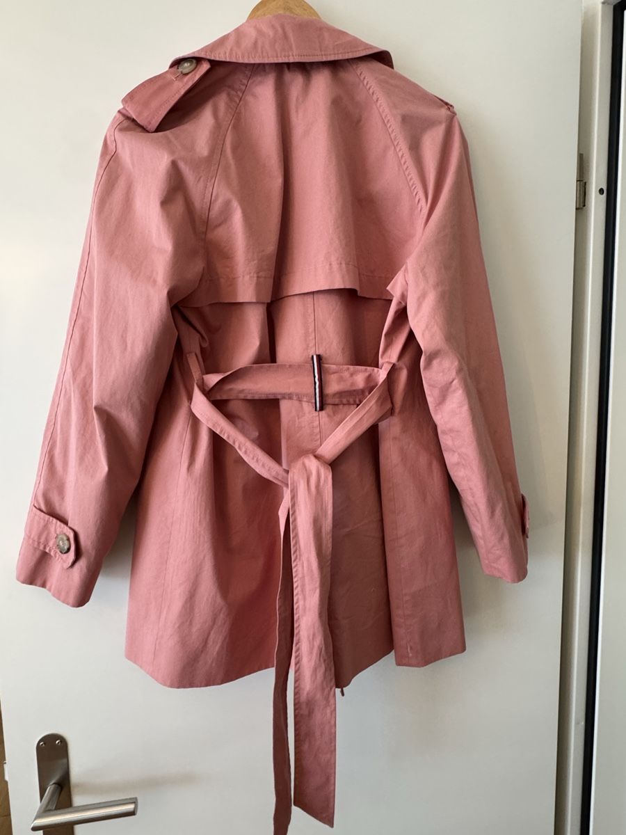 Tommy Hilfiger Cappotti: Tommy Hilfiger Trenchcoat, Gr 36 – Nuovo (secondo la descrizione) da Baar venduto da corinab_ 7