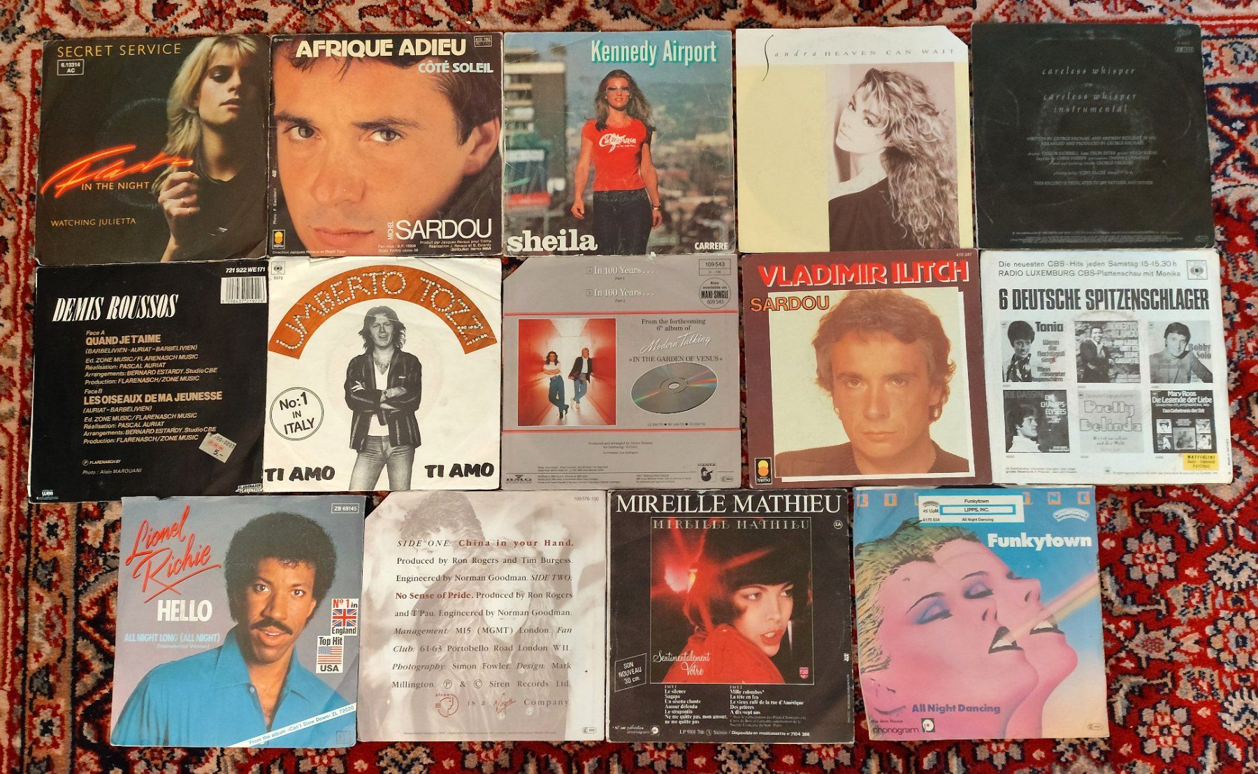 Dischi in vinile: 14 Mini-vinyles Mini-Schallplatten mini-vinili – Usato da Grandson venduto da proekt 1