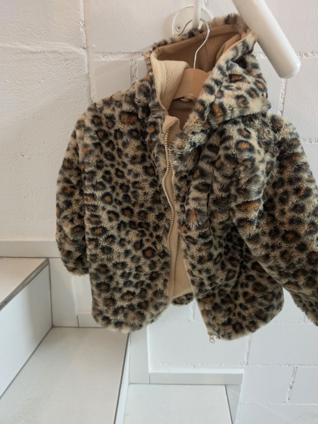 Vestes & Manteaux: Winterjacke Leopard 92 – D'occasion à Kefikon TG par Livline 1