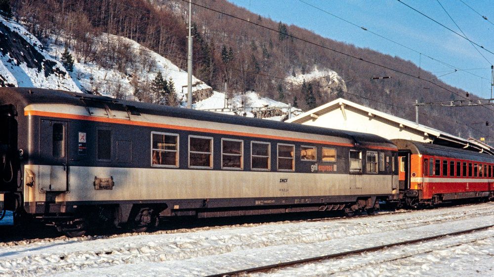 Voiture Restaurant Corail Gril Express LS Models – 40129-3 – Neuf Et Rare