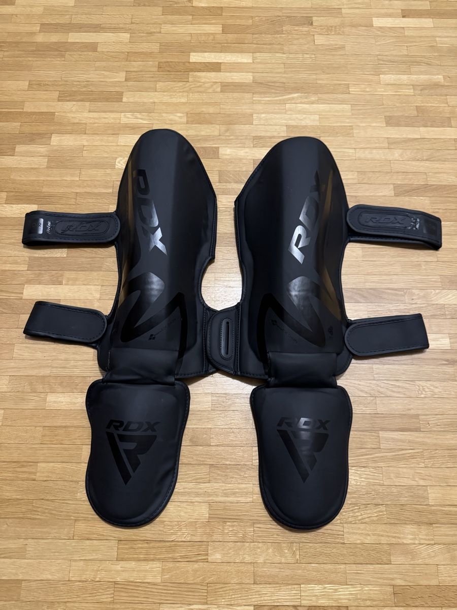 Schutz & Schoner: Schienbeinschoner – Neu (gemäss Beschreibung) aus Dättwil AG von beni_mc_88