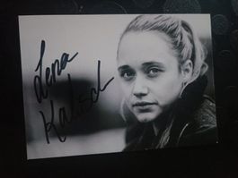 Lena Kalisch - handsignierte Autogrammkarte