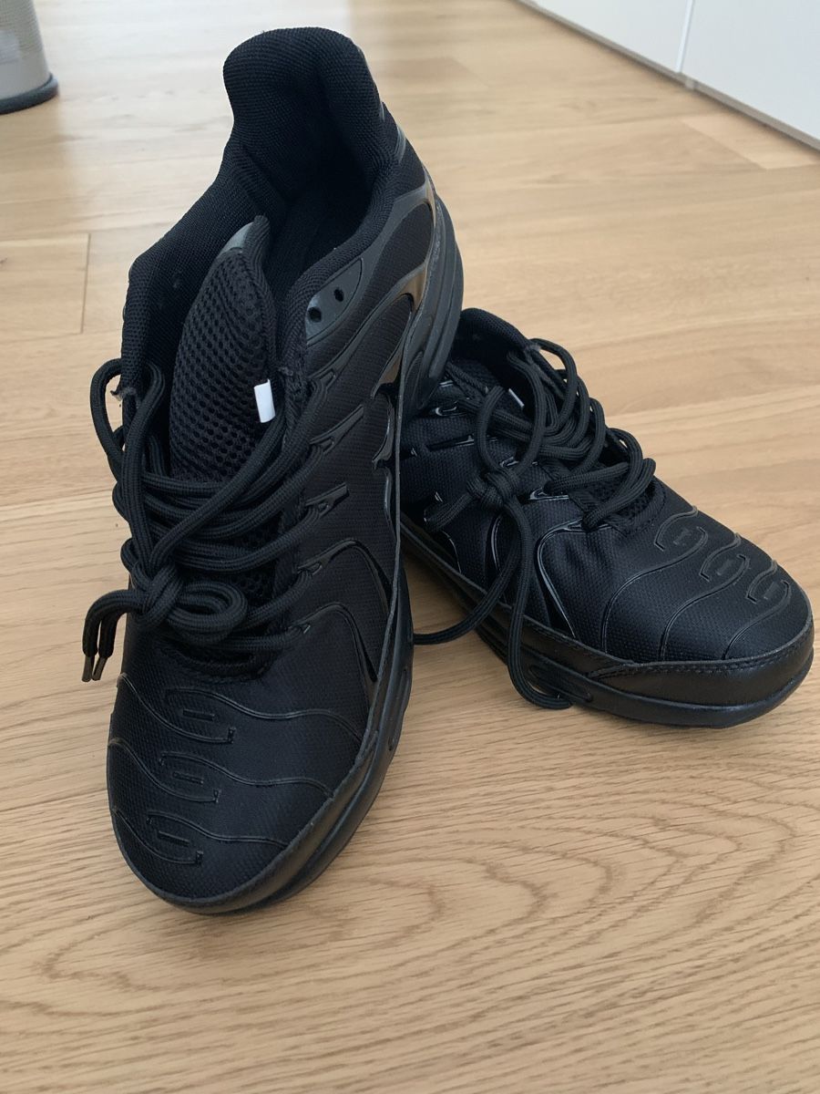 Herrenschuhe: Stahlkappenschuhe – Neu (gemäss Beschreibung) aus Oberwil b. Zug von silaek