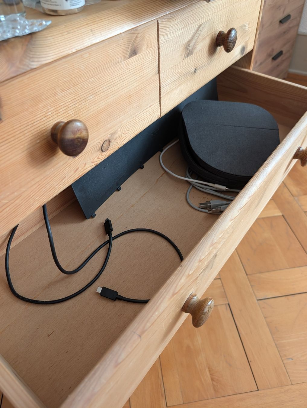 Cassettiere: Commode en bois pin 6 tiroirs bon état – Usato da Biel/Bienne venduto da ala_g5ph 3