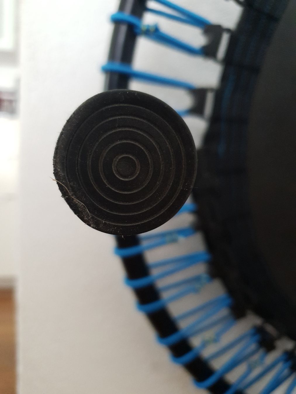 Bellicon Trampolines: Bellicon 80 cm, blau/schwarz – D'occasion à Uster par Kummer6 3