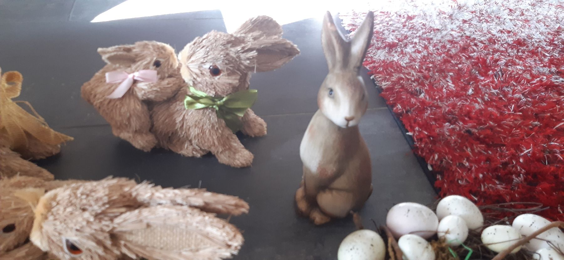 Tutte le decorazioni: Osterdeko, Osterhasen, Eier, Dekoartikel – Usato da Richterswil venduto da ADIACE010 2