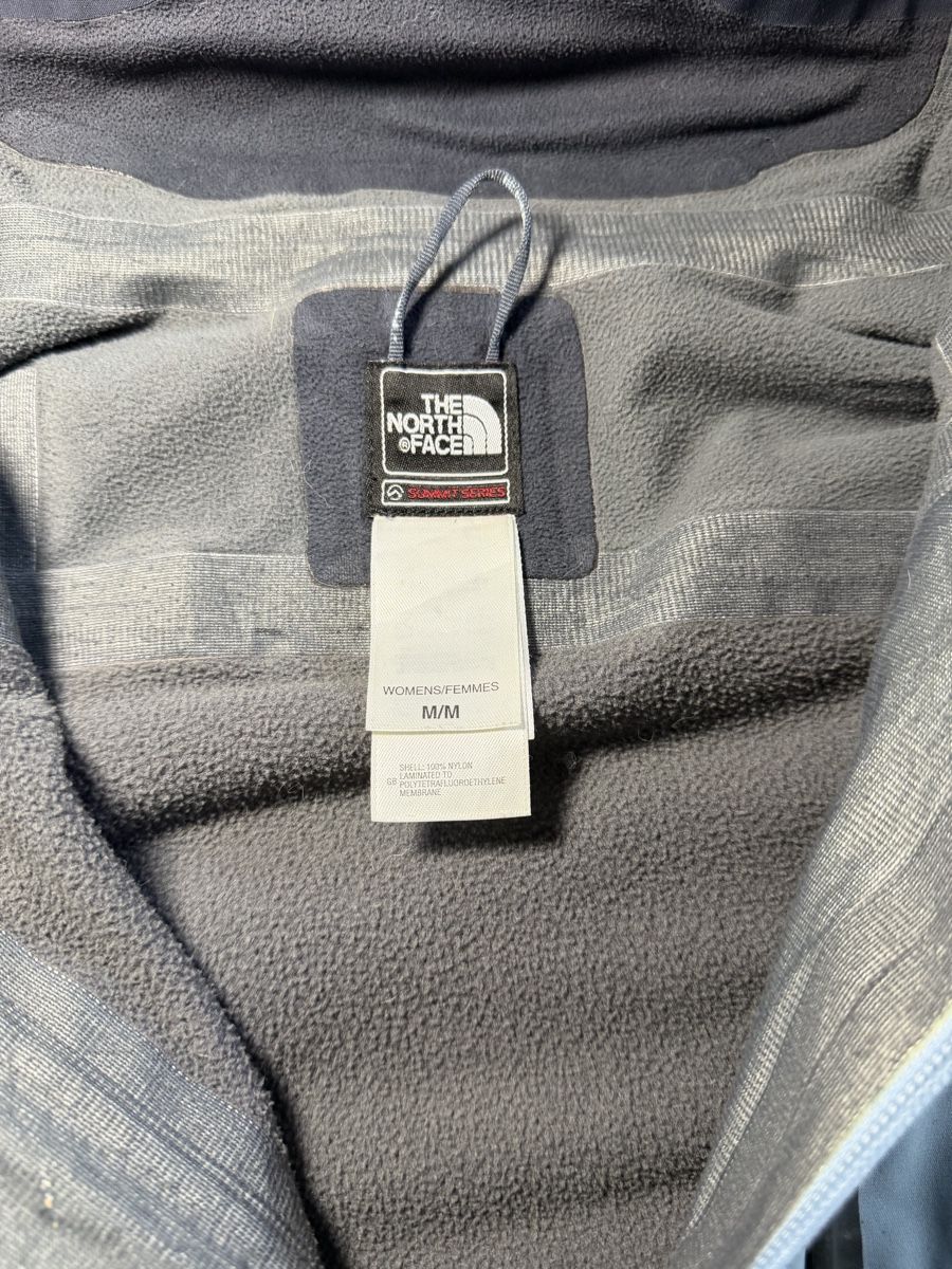 North Face Jacken: The North Face Gore-Tex Softshelljacke Original – Gebraucht aus Vionnaz von b_f_d_r_g 6