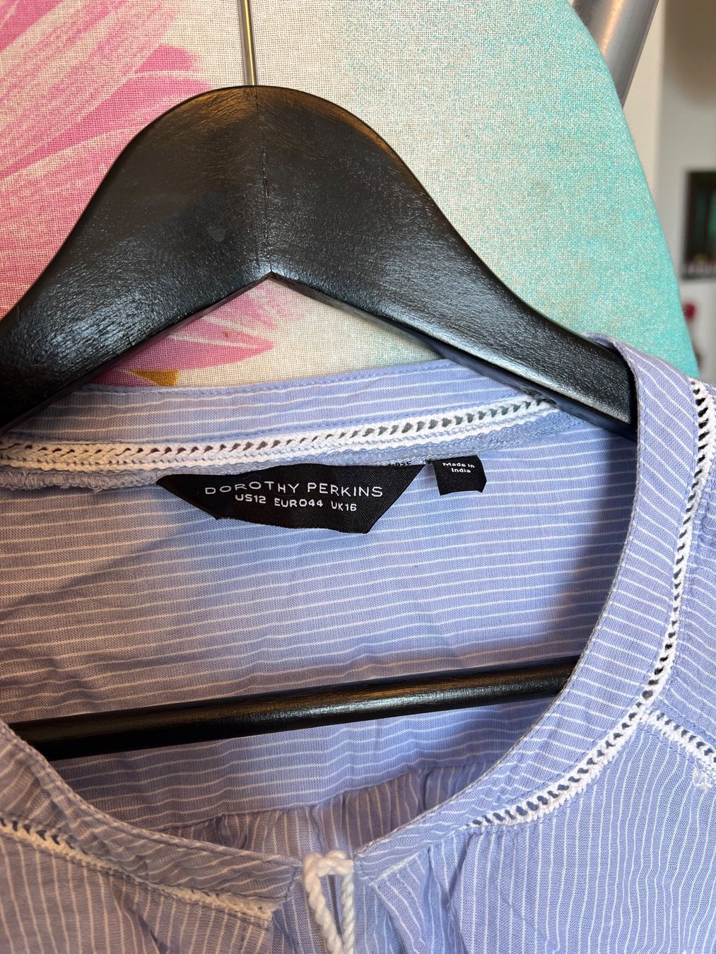 Dorothy Perkins Camicette: Blouse brodée Dorothy Perkins 42 – Usato da Neuchâtel venduto da Thesebootsaremadeforwalking 1
