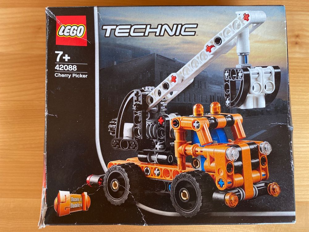 Lego Technic 7+ Cherry Picker 42088 (Gebraucht) in Zuckenriet für CHF 7 ...