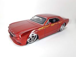 1:24 Ford Mustang (1965) Jadatoys