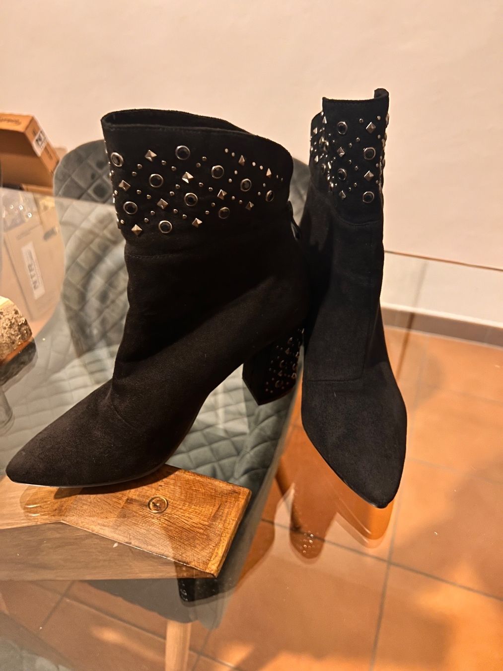 Scarpe da donna: Stivaletti CafèNoir – Nuovo (secondo la descrizione) da Bellinzona venduto da bul_mvy5 1