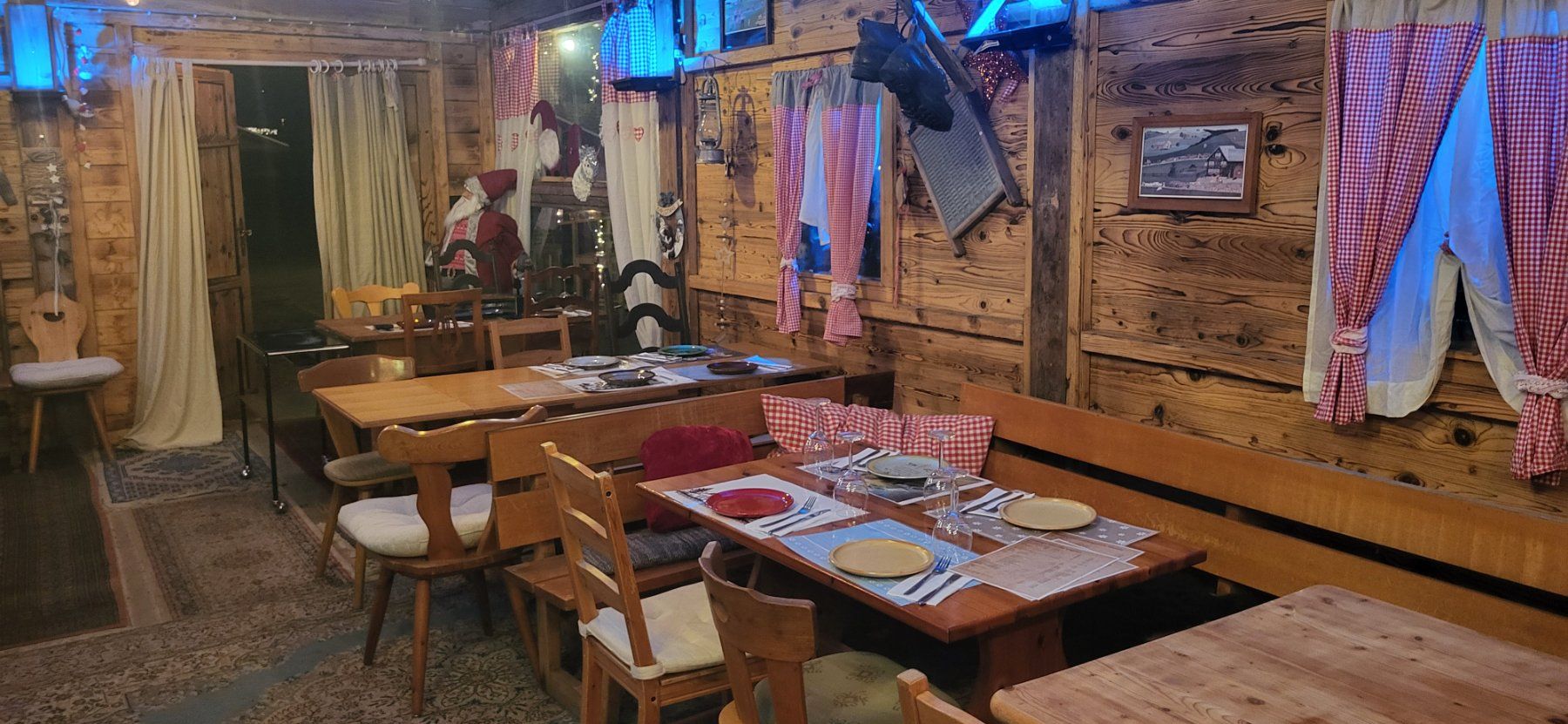 Articoli in legno: Fondue- & Raclettechalet Alphütte – Usato da Rheineck venduto da inf_kv7d 3