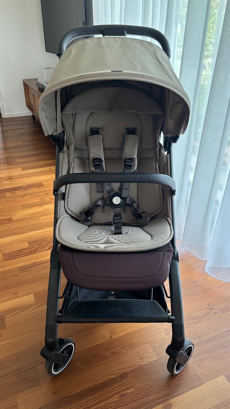 Joolz Carrozzine: Joolz Aer+ plus sage green – Usato da Henau venduto da MioT 2