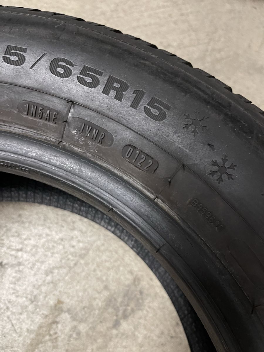 Pneumatici & Ruote complete: Dunlop 195/65 R15 – Usato da Schaffhausen venduto da mic_x2t7 4