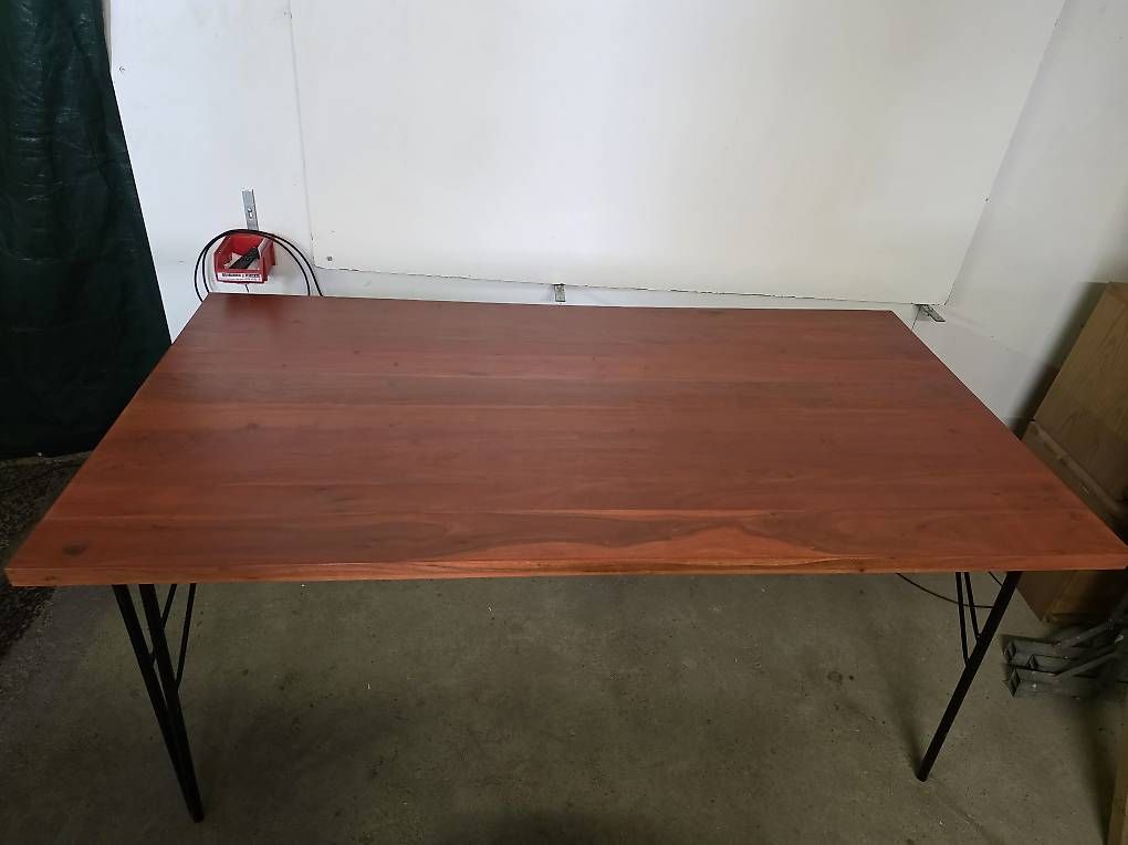 Tables: Esstisch neu aufbereitet – D'occasion à Fulenbach par RoMaNhEiM