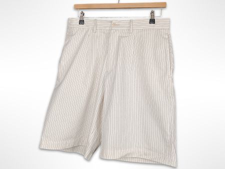 ZARA kurze Stoffhose mit Nadelstreifen Gr. 42