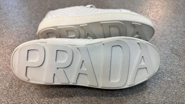 Prada Scarpe da donna: Prada Sneakers neu – Nuovo e nell'imballaggio originale da Lachen SZ venduto da HelvetiaLuxury 5