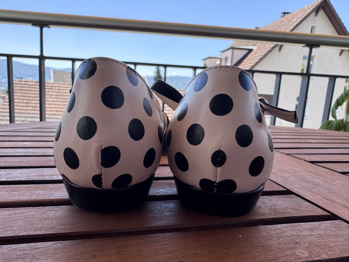Scarpe da donna: Ballerinas with ankle strap polka dot size 39 used – Usato da Zürich venduto da lui_ns5h 2