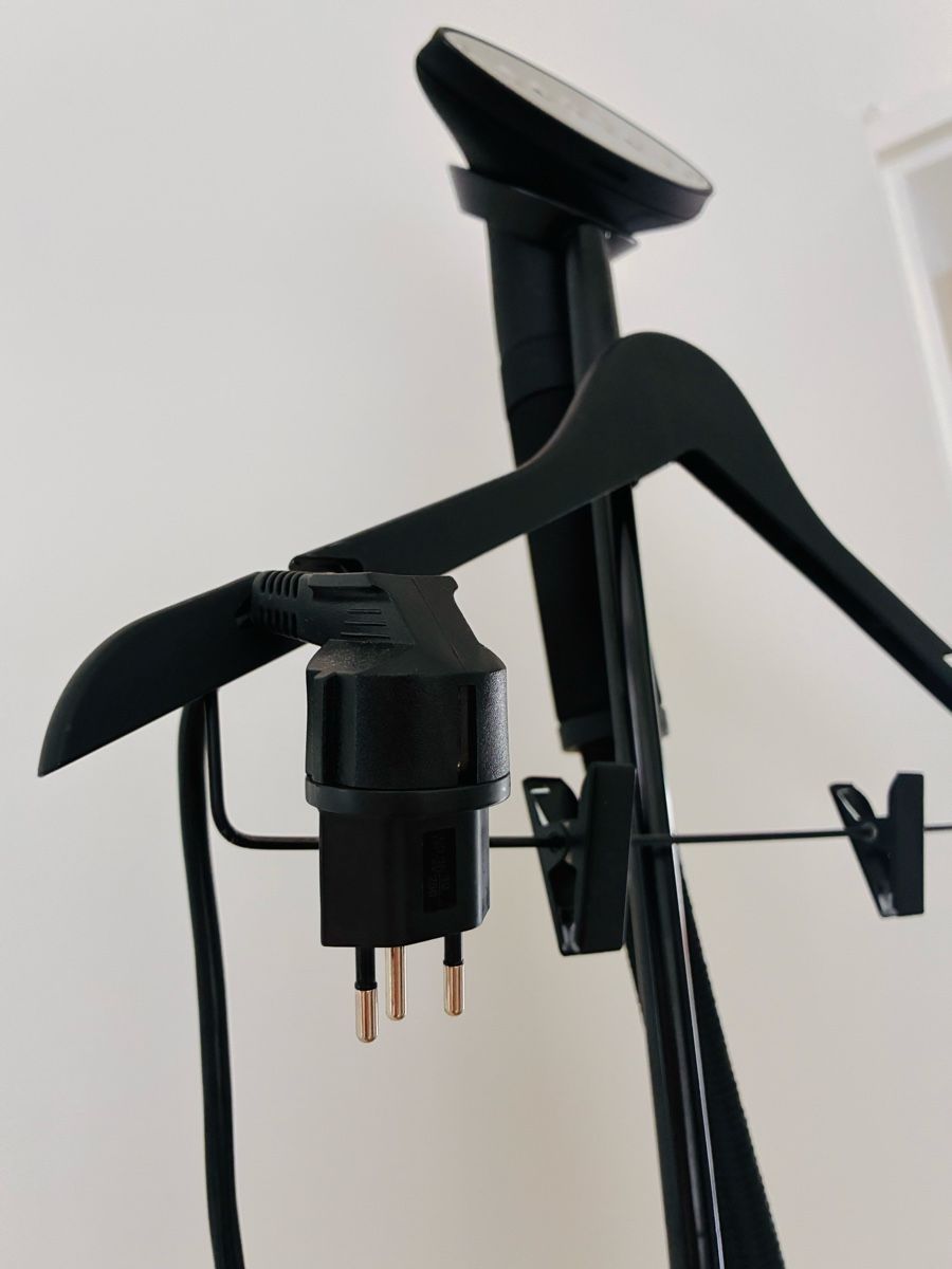 Pulitori a vapore: Stand Steamer mit integriertem Bügel – Usato da Zürich venduto da GarnetJade 4