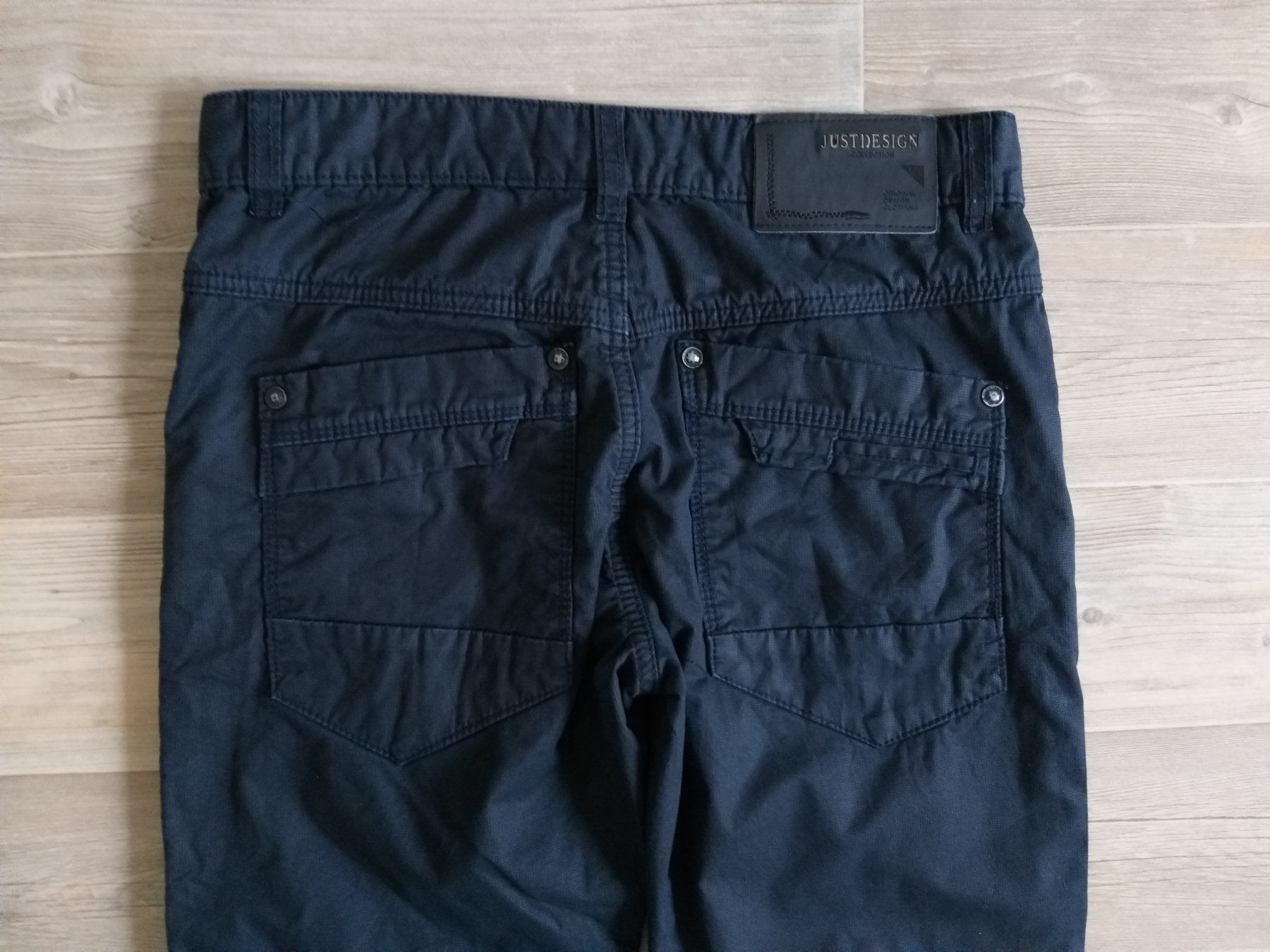 Jeans: JUSTDESIGN Jeans taille / Grosse W 28 (S) – Usato da Cossonay-ville venduto da Super-Price-Quality 6