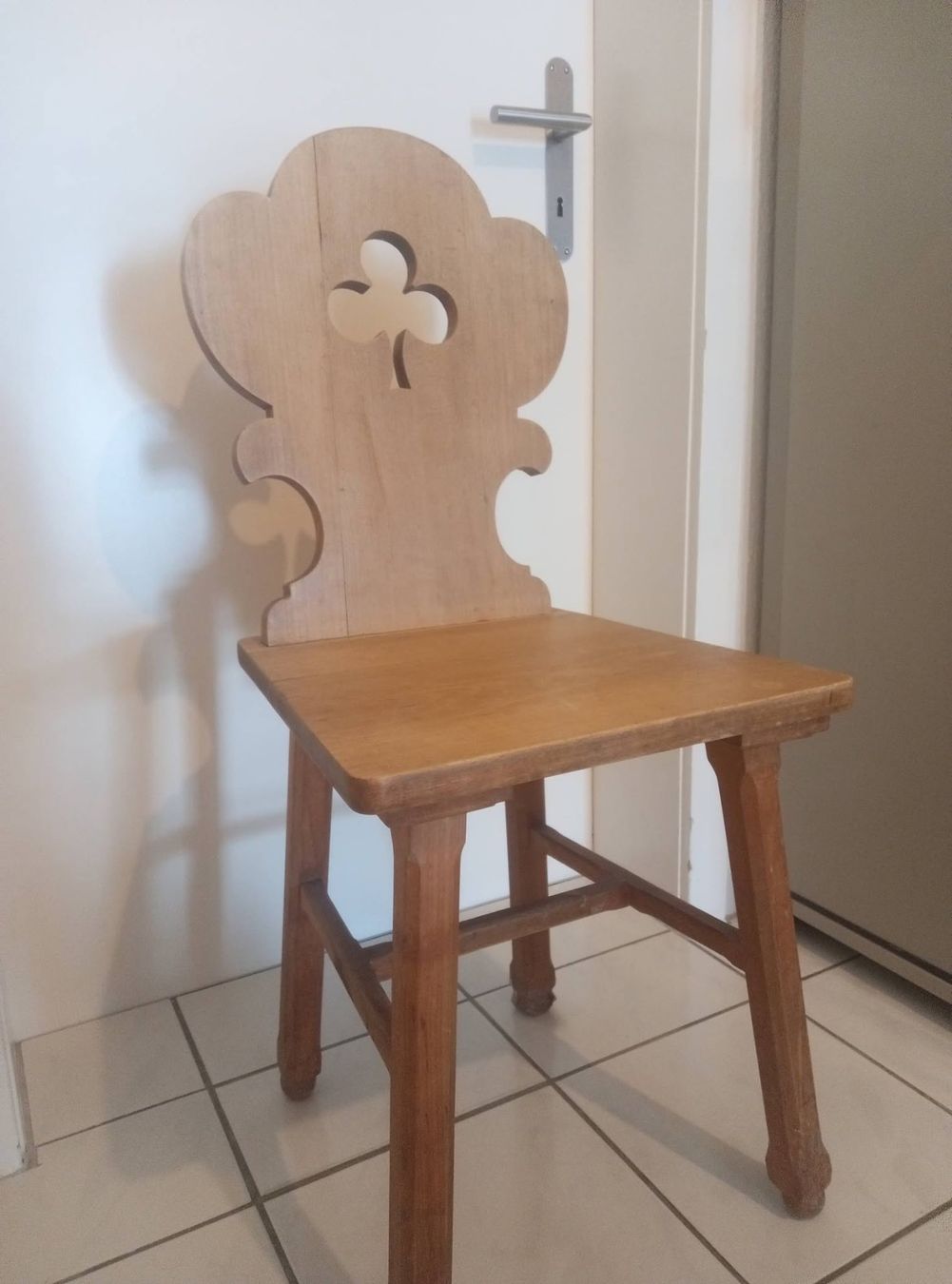 Sedie: Chaise rustique en bois massif – Usato da Bienne venduto da Daniel_Schader