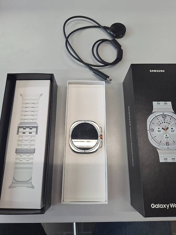Smartwatch: Samsung Galaxy Watch Ultra – Usato da Buchs SG venduto da han_8lv2