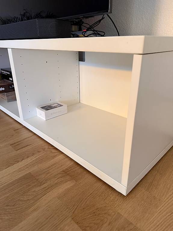 Ikea Meubles TV: TV Möbel – D'occasion à Ostermundigen par DeOs3072 1