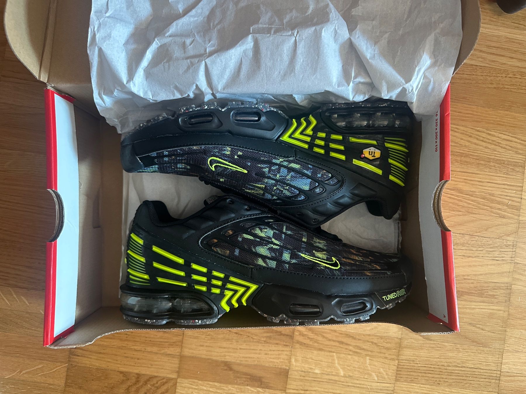 Nike Scarpe da uomo: Nike Air Max Plus 3 Gr. 40 – Nuovo e nell'imballaggio originale da Bern venduto da ykl_jgz8 2