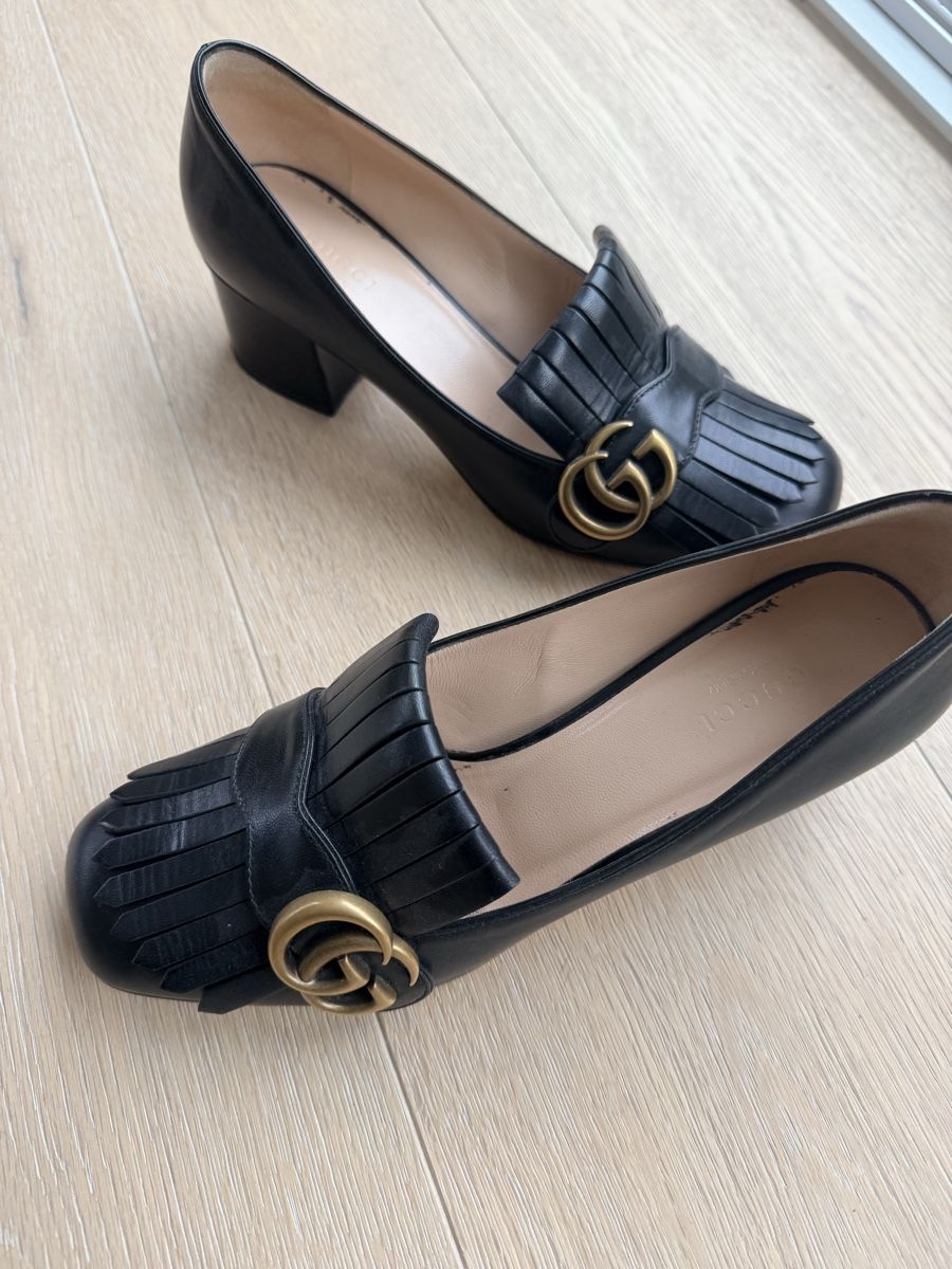Gucci Scarpe da donna: Gucci Marmont Pumps 37 1/2 – Usato da Kilchberg ZH venduto da NeliaCk