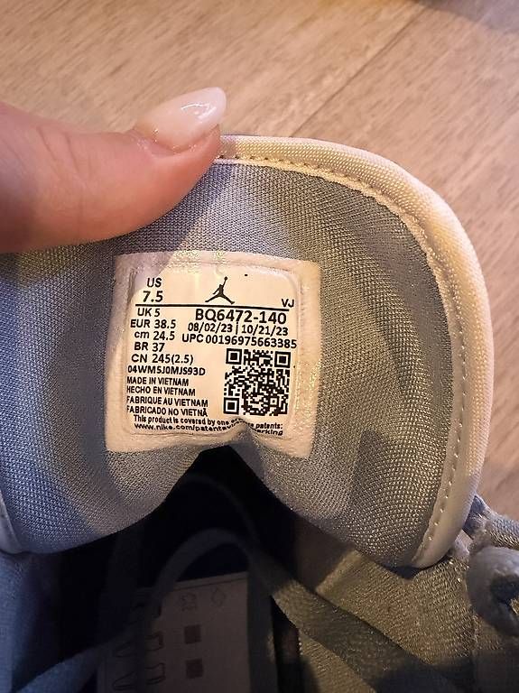 Scarpe da uomo: Air Jordan 1 Mid Hellblau – Usato da Sirnach venduto da lam_9dpr 3