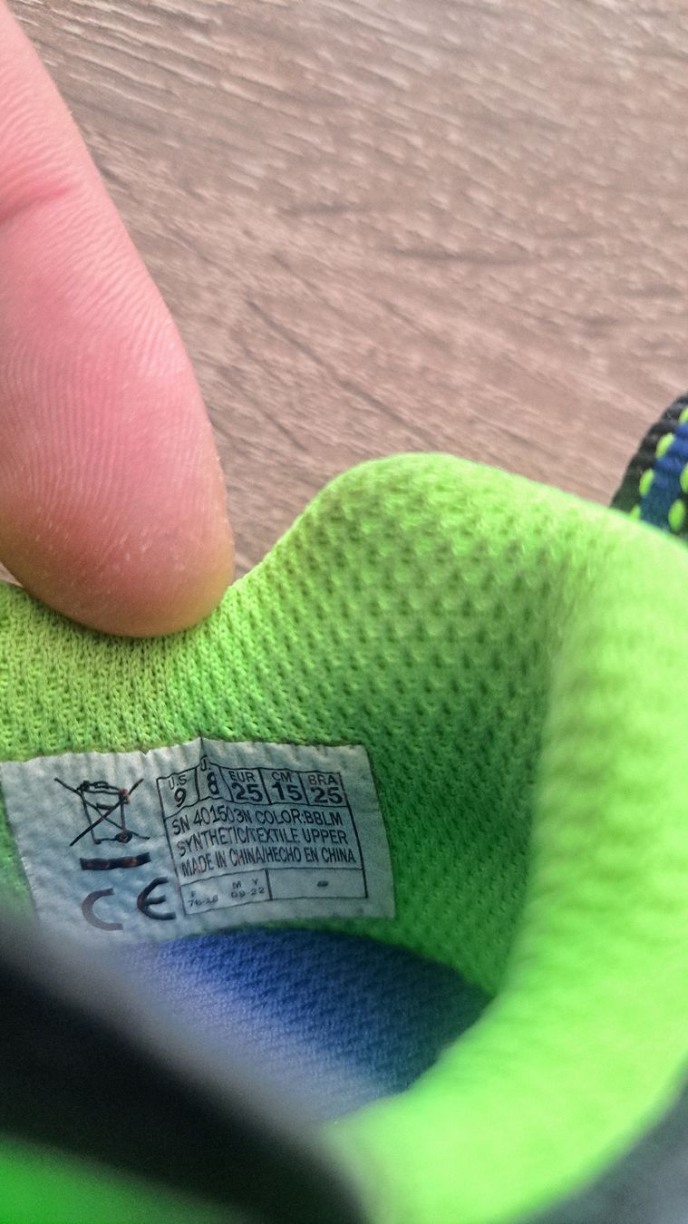 Schuhe für Jungen: Skechers kinder  – Gebraucht aus Buchs SG von VitaliiKu 4