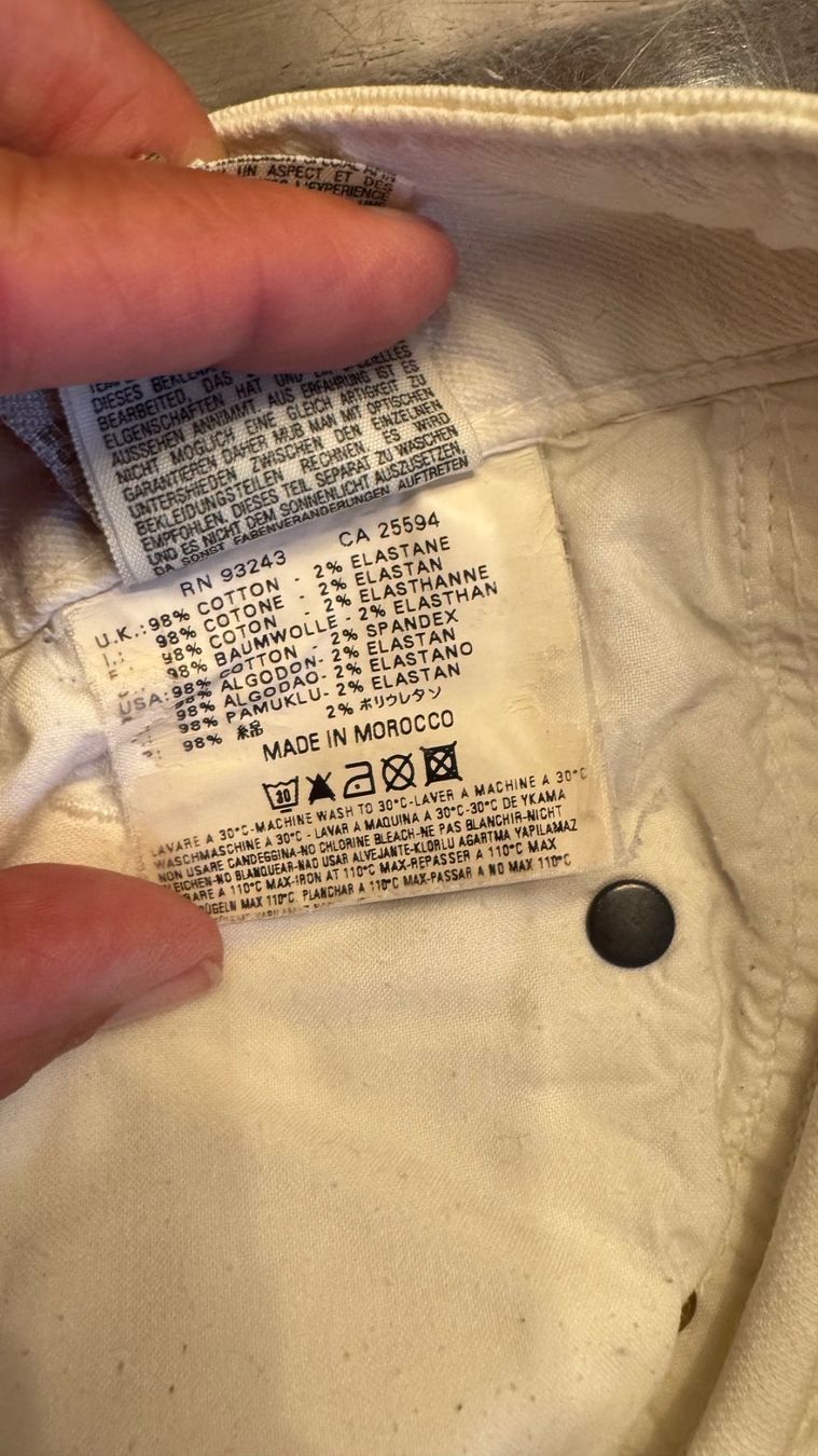 Diesel Jeans: Diesel Jeans Dame weiss Grösse 29 – Gebraucht aus Zollikon von rundbsurf 6