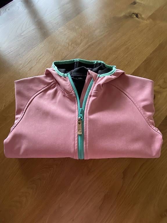 Jacken & Mäntel: Softshelljacke Rosa Gr.116 – Gebraucht aus Arbon von fbi_bmm9 2