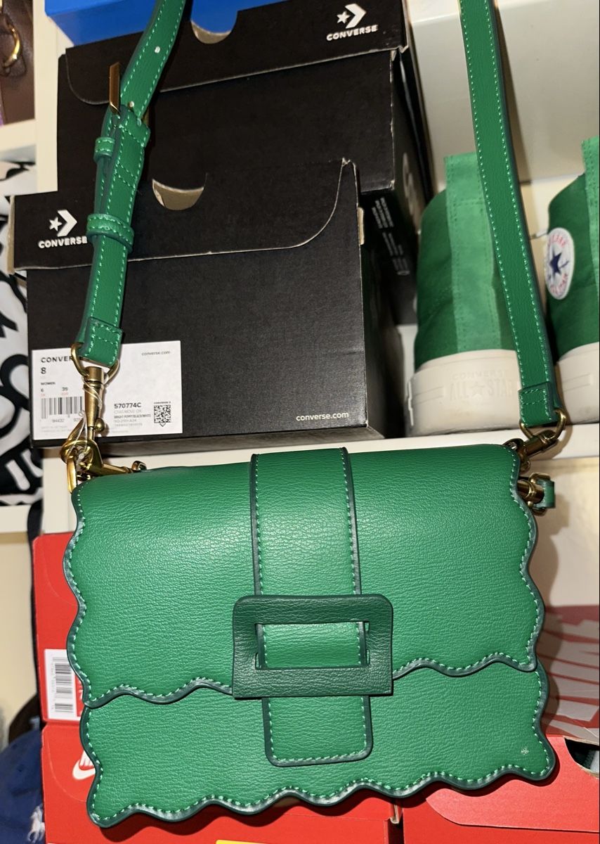 Borse da donna: Charles&Keith Tasche – Nuovo (secondo la descrizione) da Gutenswil venduto da jus_nr7h
